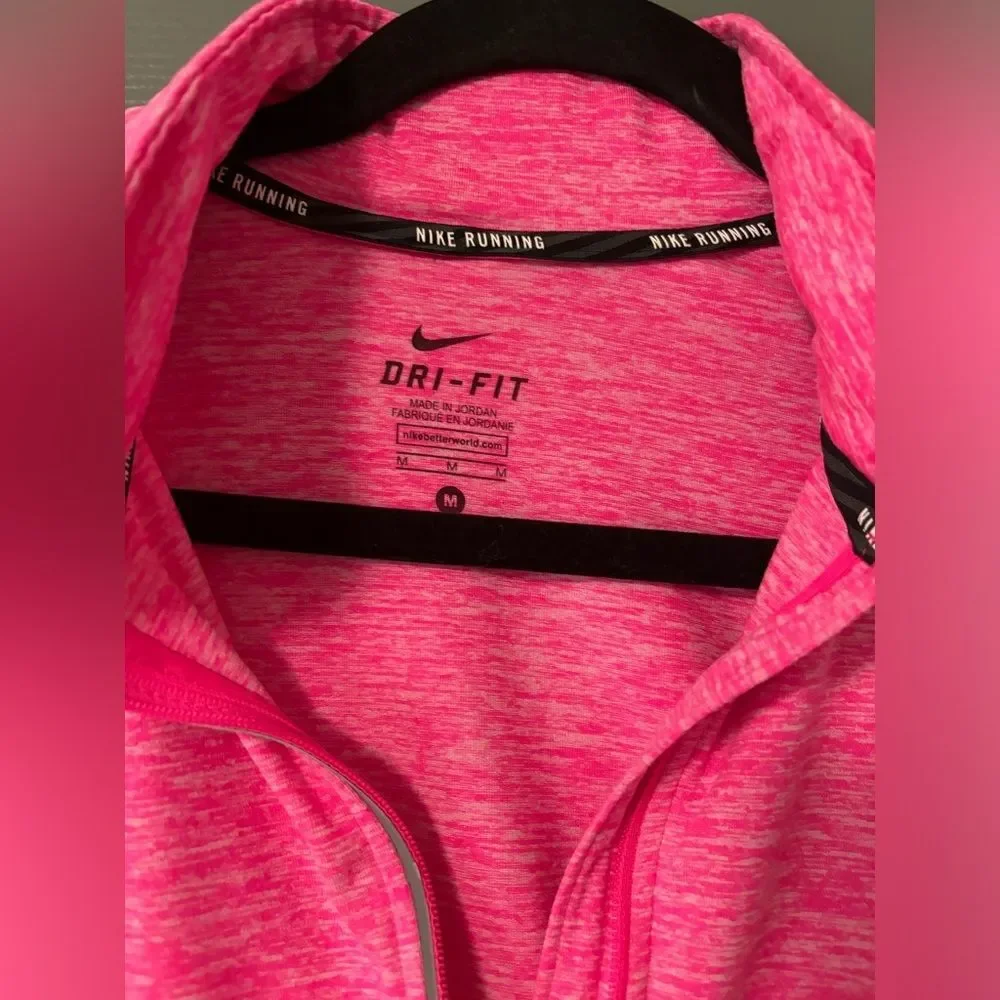 Nike Women's Pink Element 1/2 Zip Long Sleeve Running Shirt size M